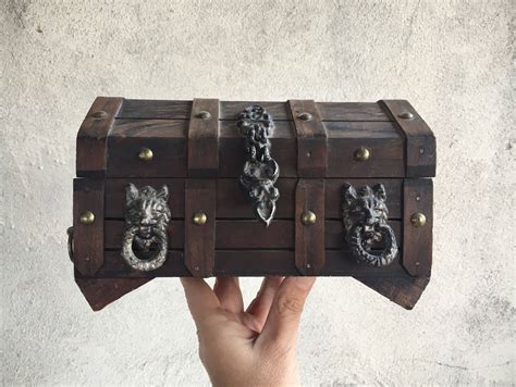 Wooden Treasure Chest Jewelry Box No Lining, Mens Jewelry Box Humpback ...