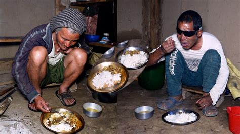 Natural Cooking And Enjoying Food In The Buffalo Shed Life In Rural