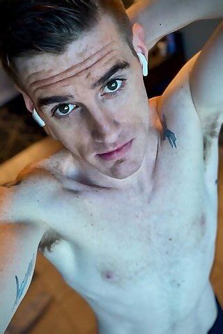 Freckled Giraffe Gay Pornstar BoyFriendTV