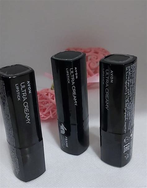 Зволожувальна кремова губна помада avon ультра пудровая мрія blush nude цена грн в
