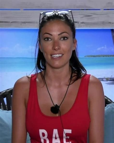 21 Pictures Celebrating The Life Of Love Island Star Sophie Gradon