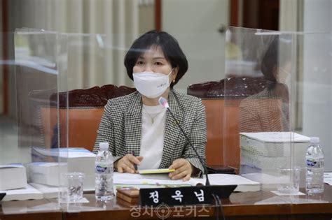 정옥님 전남도의원 진도 소재 중학교 학교폭력 사건강하게 추궁하고 조속한 조치 취해야