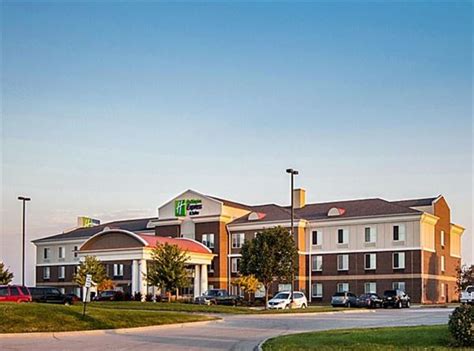 Holiday Inn Express & Suites Altoona-Des Moines - Altoona, IA - Party Venue