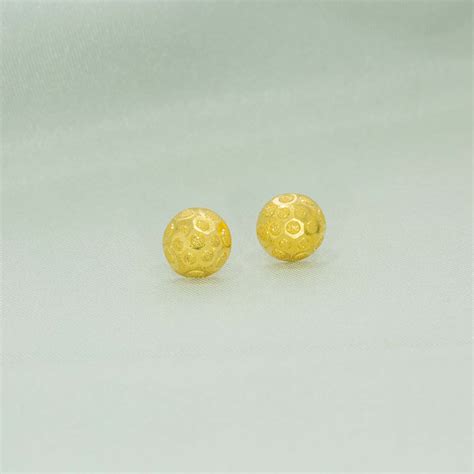 Buy quality Alluring Round Design Gold Studs in Pune