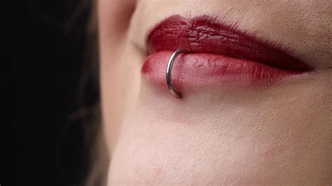 Lip Piercings Ring