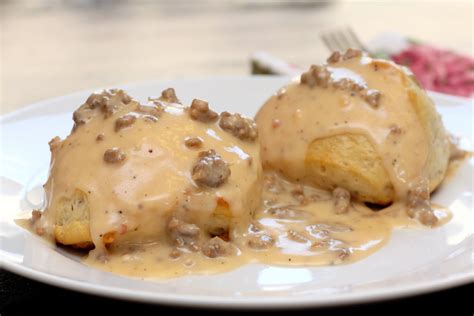 Biscuits and Sausage Gravy - Recipe Snobs