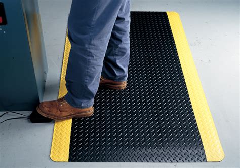 Ultrasoft Diamond Plate Anti Fatigue Mats Are Anti Fatigue Mats By