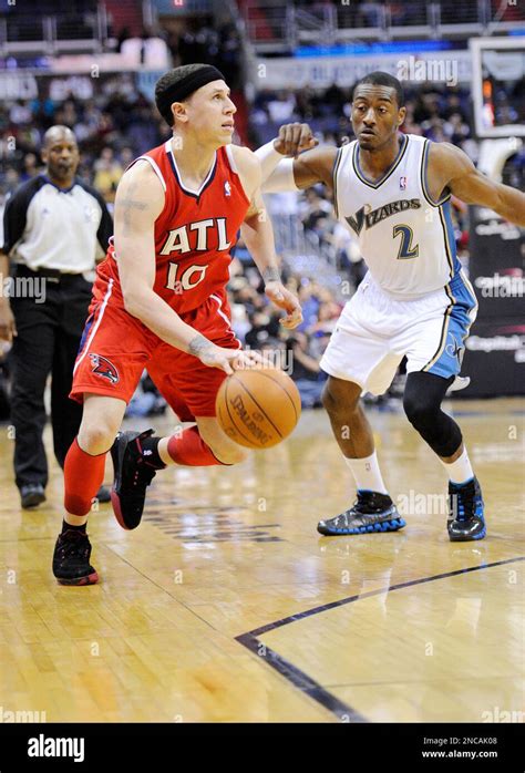 Atlanta Hawks Point Guard Mike Bibby 10 Dribbles Against Washington