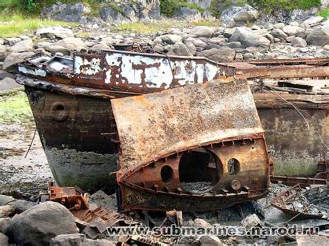 The Cold War Submarine Graveyard of Russia's Kola Peninsula - RecycleNation