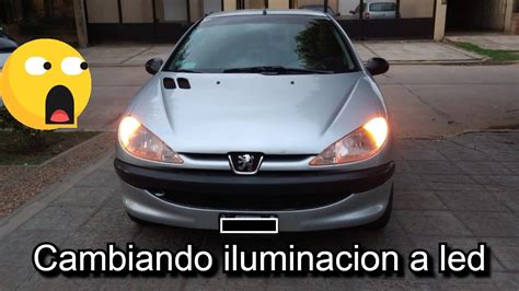 Cambiando iluminación de Peugeot 206 luz de posición luz de patente y