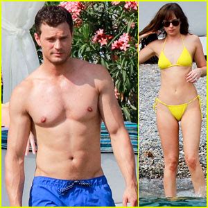 Jamie Dornan Y Dakota Johnson Filman En La Playa La Escenas De