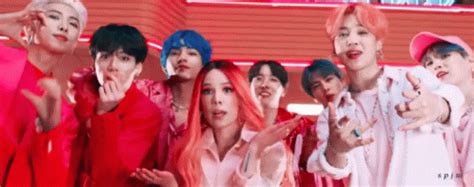 Bibi Leitura Boy With Luv Do Bts Alcan A Milh Es De Visualiza Es