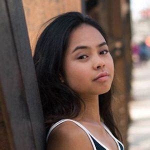 Chelsea Clark - Age, Family, Bio | Famous Birthdays