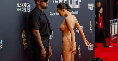 Bianca Censoris Naked Grammys Dress Sparks Outrage Yohanpost