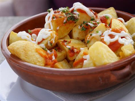 C Mo Preparar Esta Saludable Receta De Patatas Bravas Con La Freidora