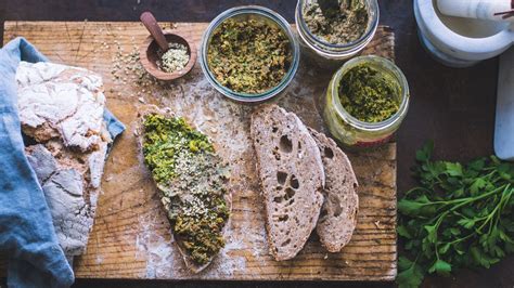 Houmous aux petit pois et aux herbes fraîches Pain Suisse