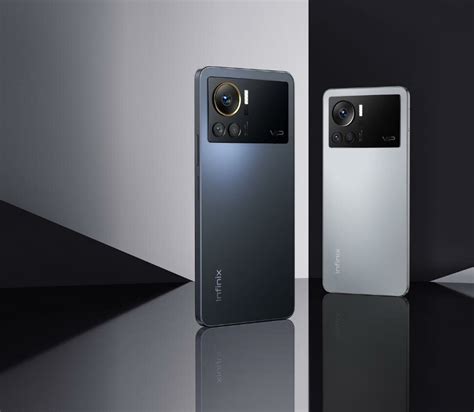 Infinix в России уже год. В честь этого большие скидки на технику