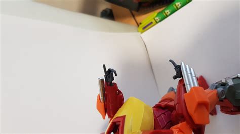 SXS Toys The Robots Series Of R 04 Hot Flame HotRod Page 58 TFW2005 The 2005 Boards