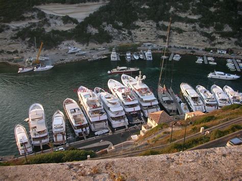 Port De Bonifacio La Corse Du Littoral Territoires Accueil 1er