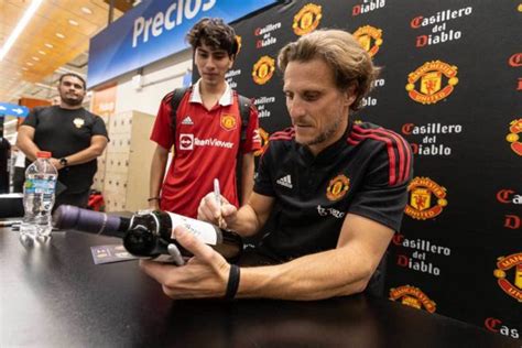 Leyendas Del Manchester United Visitaron Vi A Concha Y Toro