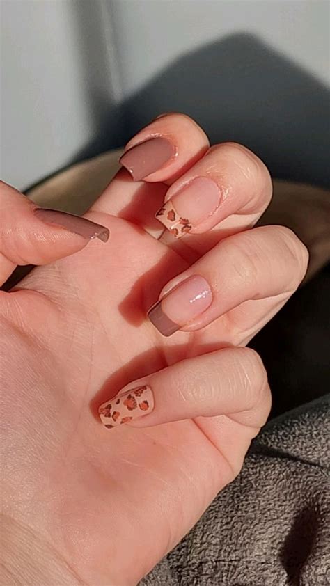 Unhas decoradas de onça nude Nude nails Stylish nails Nail colors