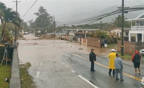 Hawaii Declares Emergency Due To Floods, Orders Evacuations