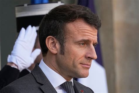 La Popularité Demmanuel Macron à Son Plus Bas Niveau Depuis Mars 2020