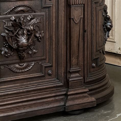 Th Century French Renaissance Hunt Buffet