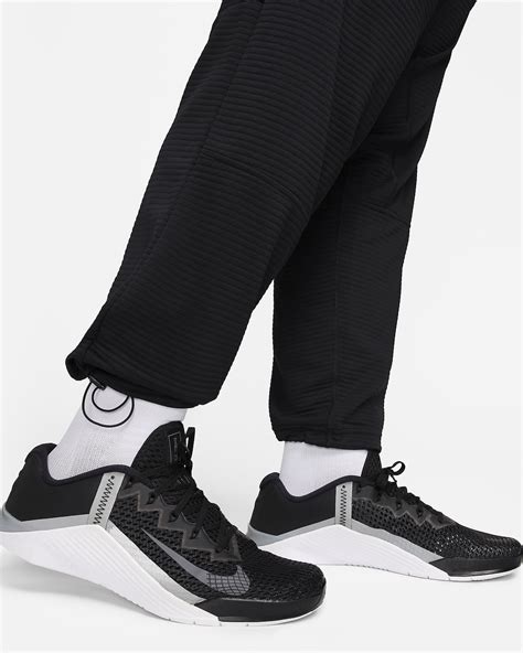 Nike Men's Dri-FIT Fleece Fitness Trousers. Nike UK