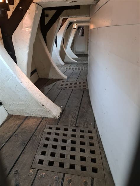 Hms Victory Renovation Outer Planking Removed Nauticalnaval