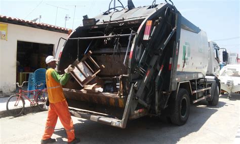 Cata Bagulho Recolheu Mais De Toneladas De Entulhos Em Novembro