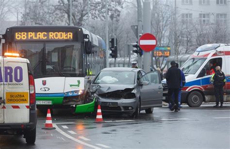 24Kurier pl Wypadek na pl Rodła Jedna osoba poszkodowana