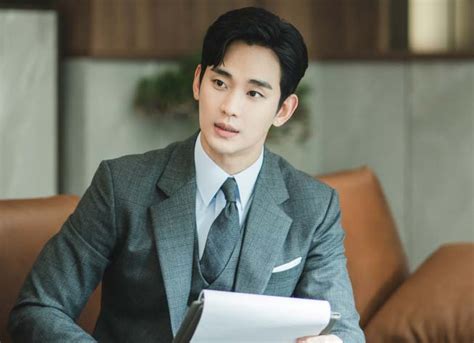 눈물의 여왕 김수현 로코계의 한 획을 그을 역대급 사랑꾼 스타연예 Kbs연예