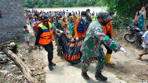 Diskusi Orang Utan Bahas Masalah PLTA Batang Toru Pria Ini Malah