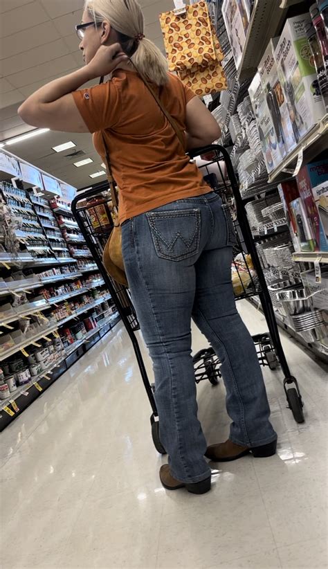 Thick Ol Latina Milf Tight Jeans Forum