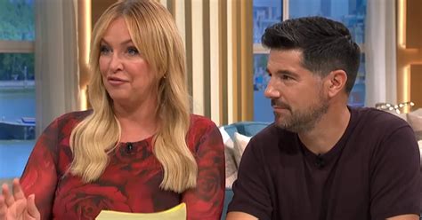 This Morning Fans Outraged By Guest S Unexpected Controversial Vagina Comment Mirror Online