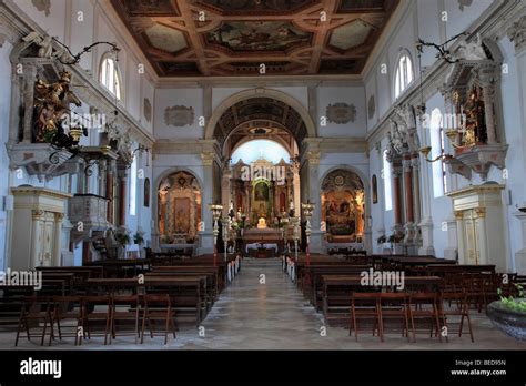 Slovenia, Piran, St George Cathedral, interior Stock Photo - Alamy