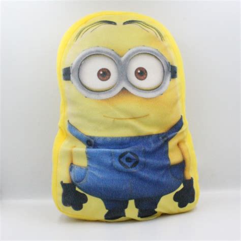 Coussin Peluche Minion Moi Moche et Méchant