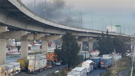 Bloquearon por cinco horas la autopista México Puebla a la altura de