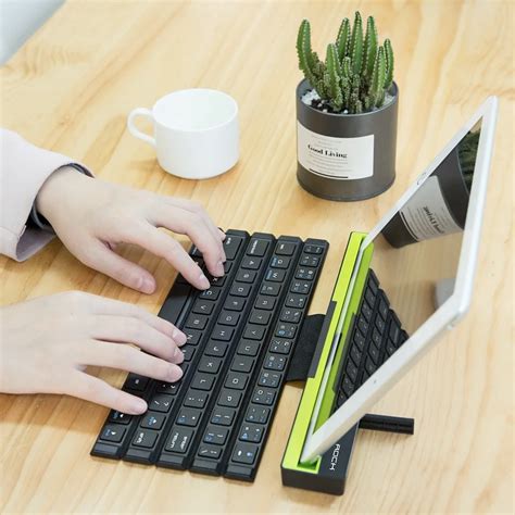 Foldable Bluetooth Keyboard for Tablet and Phone