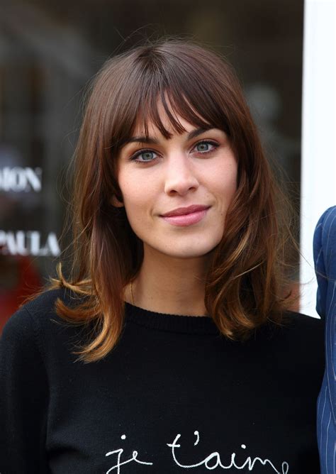 The Best Short Haircuts for Your Face Shape - Verily