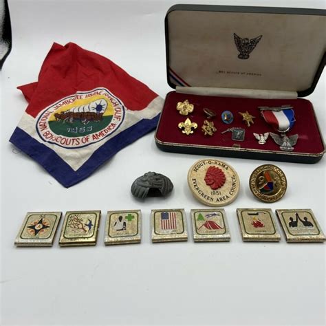 Lot Of Vintage Boy Scout Bsa Pins Badges 1950s Adventure Loops