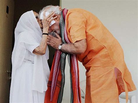 As Pm Modi Turns 64 His Mother Gives Him A Special T