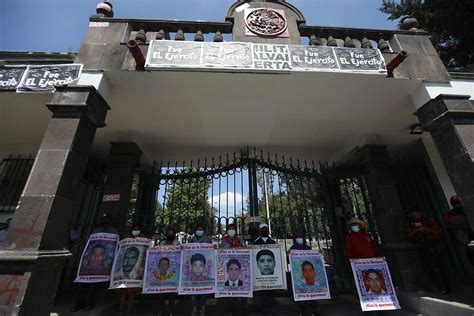 Renuncia El Fiscal Del Caso Ayotzinapa Por Diferencias Dice AMLO