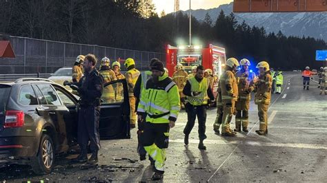 Geisterfahrer Crash Auf Der Tauernautobahn 2 Verletzte Oe24 At