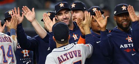 Astros Barre A Yankees Enfrentar A Filis En Serie Mundial Las Mx