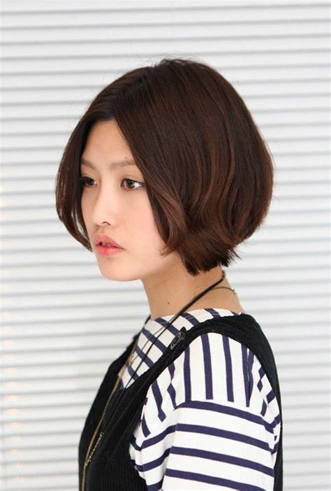 Korean Hairstyle Pretty Center Parted Bob Haircut Hairstyles Weekly