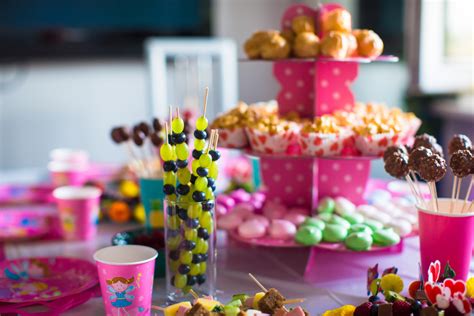 15+ Clever Candy Bar Party Ideas - Smart Party Ideas