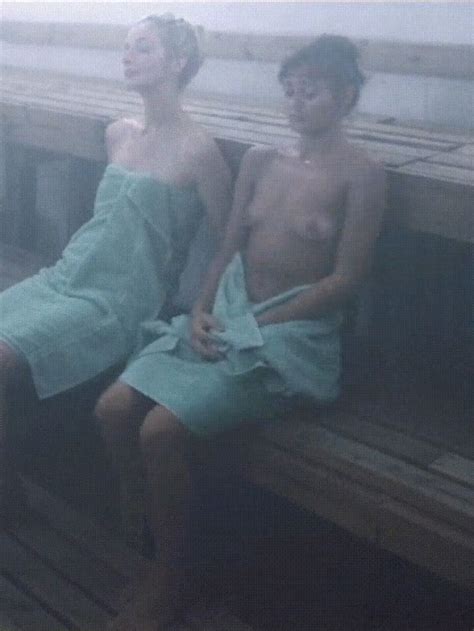 Ella Purnell Nude Scene Enhanced Sweetbitter Fappenist