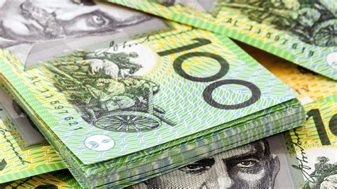 Australias 100 Banknotes Surging Amid Move To Cashless Society Gold